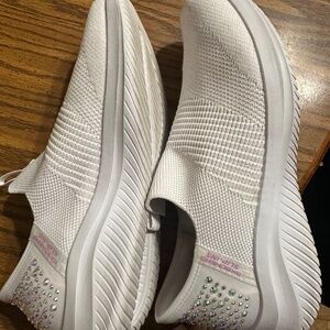 Skechers Slip Ons